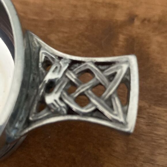 The Highland Quaich Scottish Piper Pewter Bowl - Picture 10 of 11